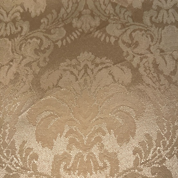 2 1/4 Yards Of Beautiful Golden Fabric Home Interior Projects Crafts - Picture 2 of 9